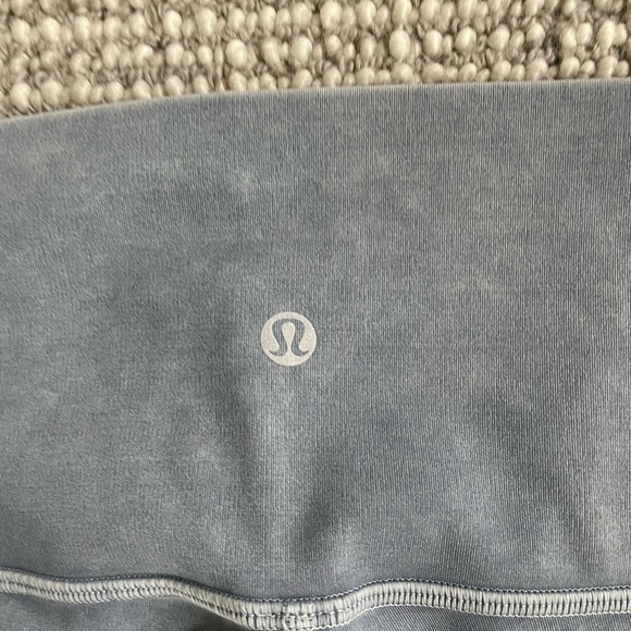 Lulu lemon leggings - Picture 2 of 3